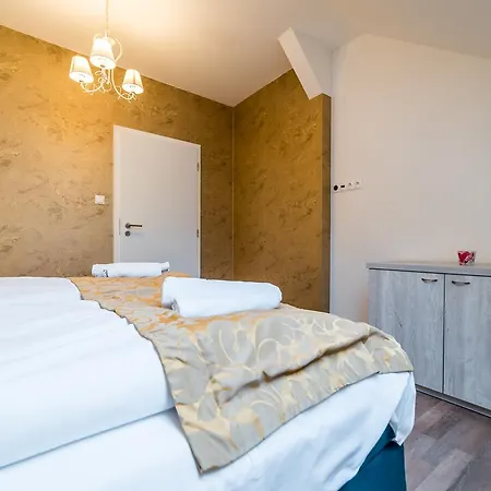 Myapartment In The City Center Ceske Budejovice Exterior photo